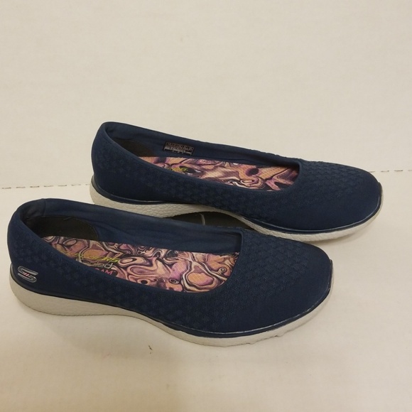 skechers memory foam women's slip on